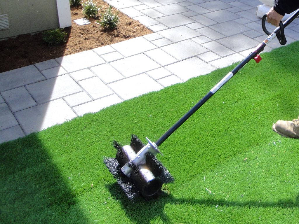 Synthetic Grass Cleaning Techniques Solana Beach, Artificial Turf Cleaning Process