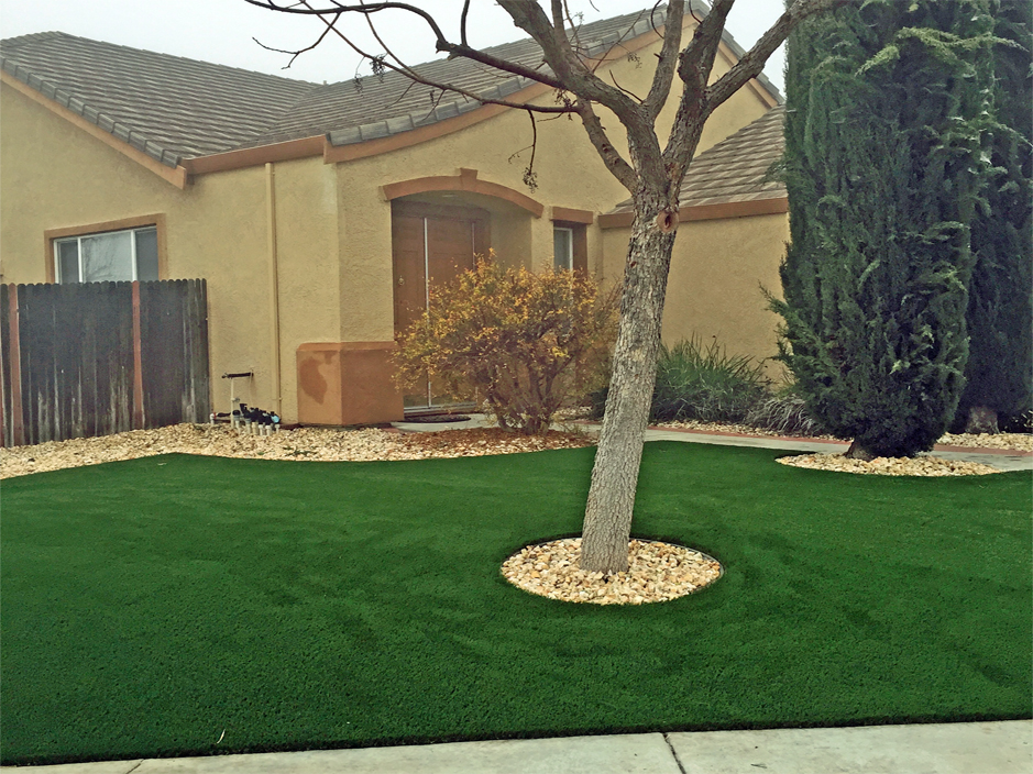 How To Install Artificial Grass On Hard Surface In Solana Beach?